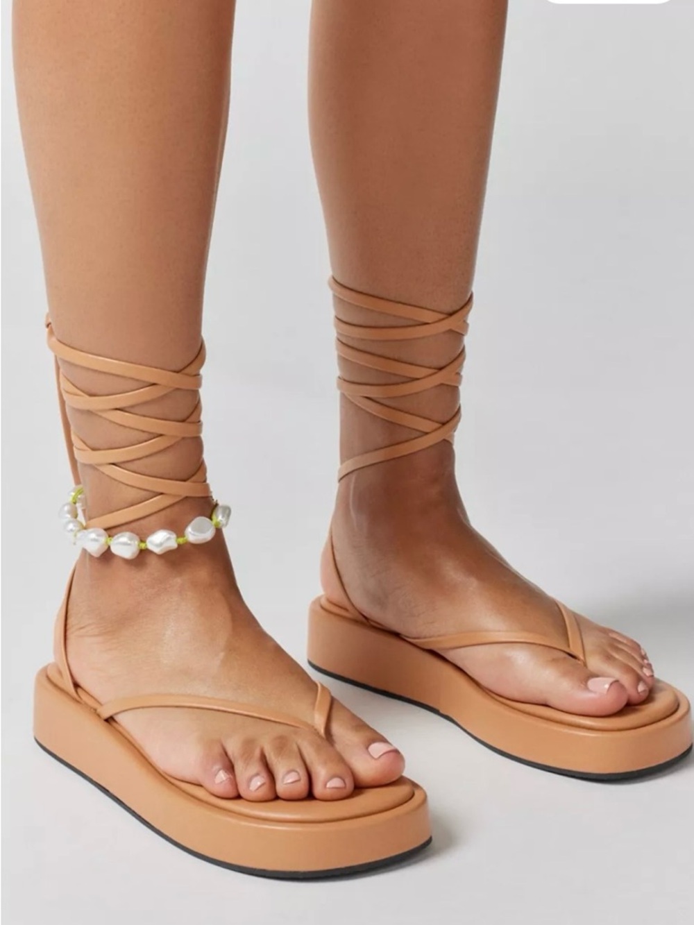 UO Jaida Platform Thong Wrap Sandals in Tan Faux Leather. Size 9. Brand new!